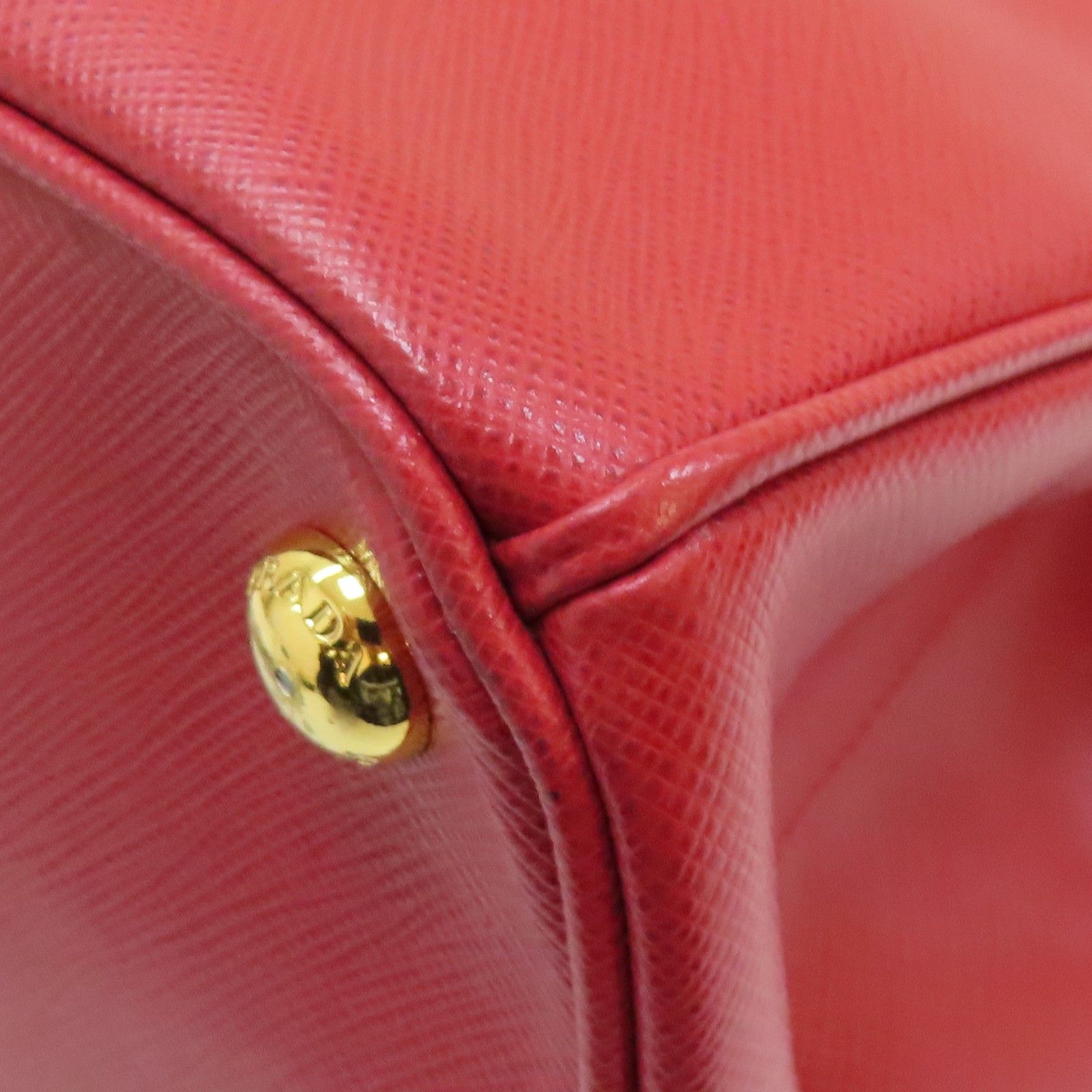 Prada Saffiano Galleria Medium Shoulder Bag Calfskin Red