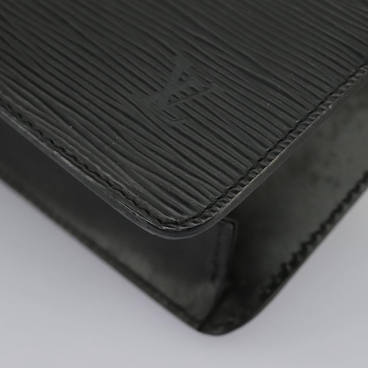 Louis Vuitton Epi Pochette Homme Clutch Bag Black Noir M 52522 Lv Auth