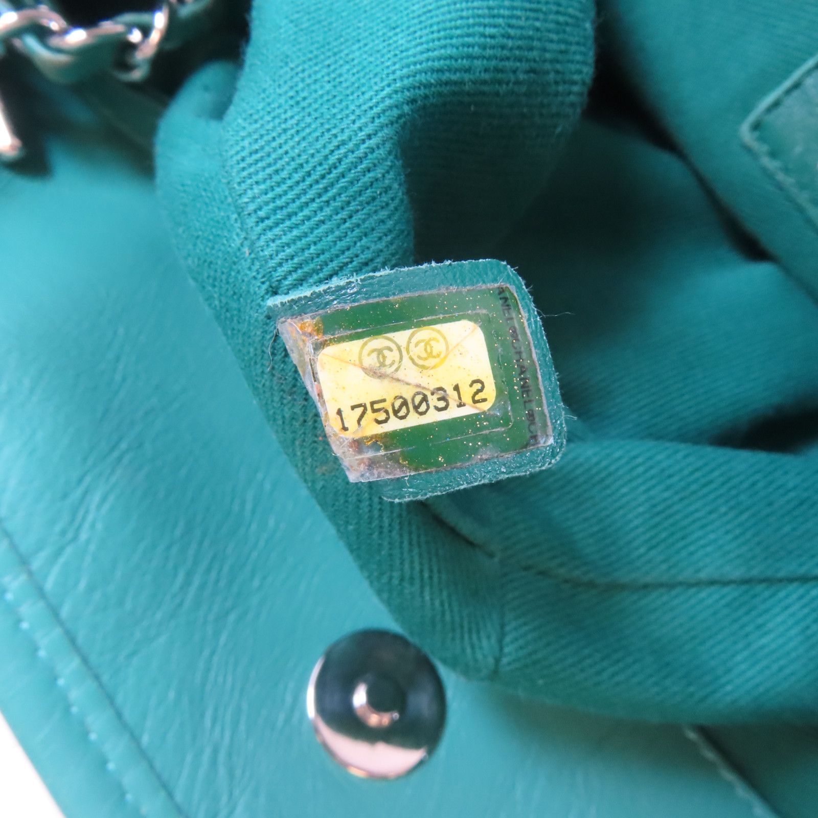 Chanel Green Diamond-shaped Sheepskin Leather Chain Shoulder Bag Silver Cross Shoulder Back