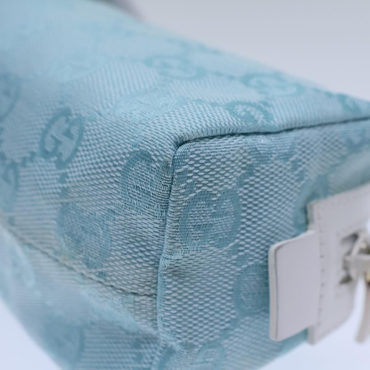 Gucci Gg Canvas Pouch Light Blue 039 1118 Auth