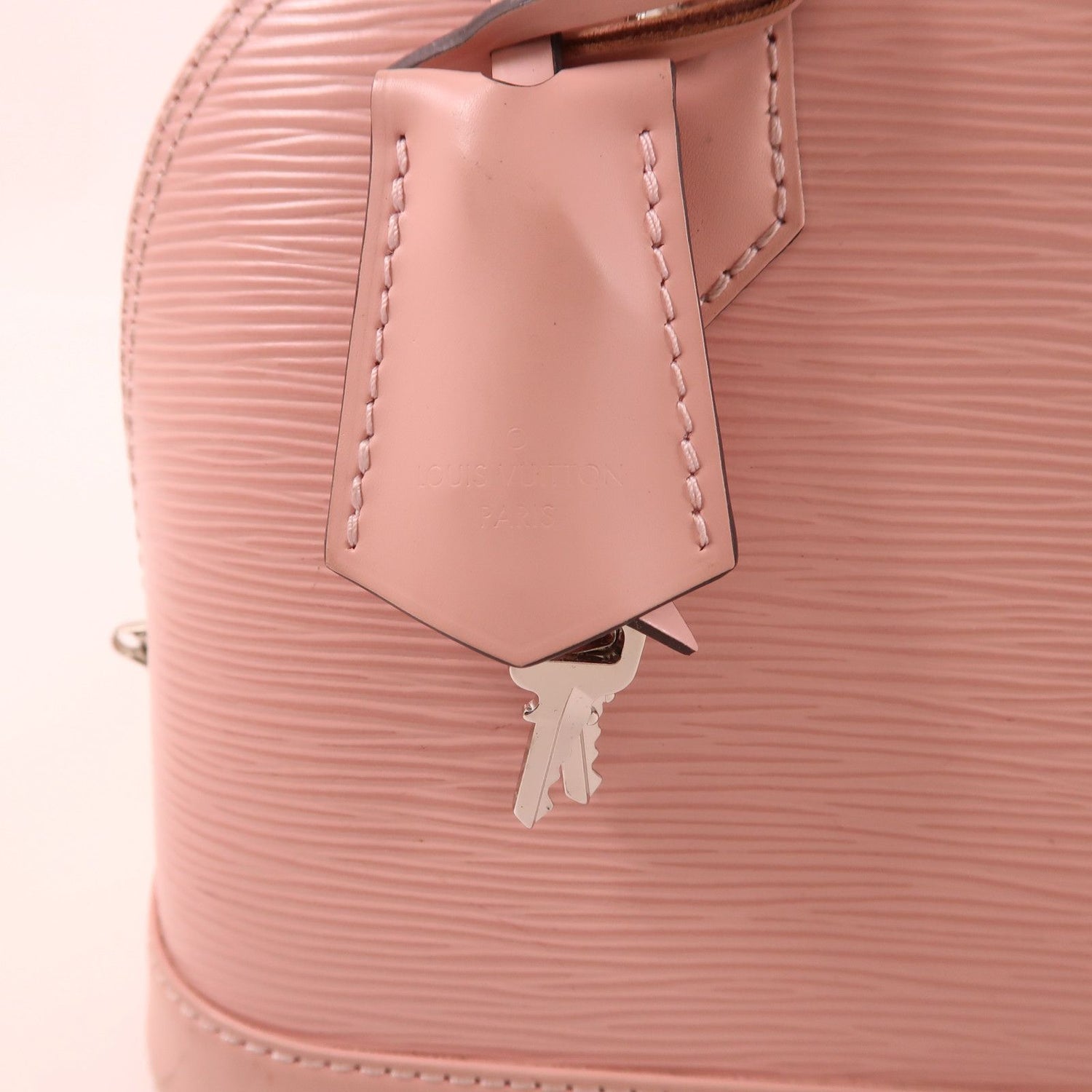 Louis Vuitton Epi Alma Bb Ginko Hand-hound Shoulder Bag Pink 2way Shoulder Bag M 41327