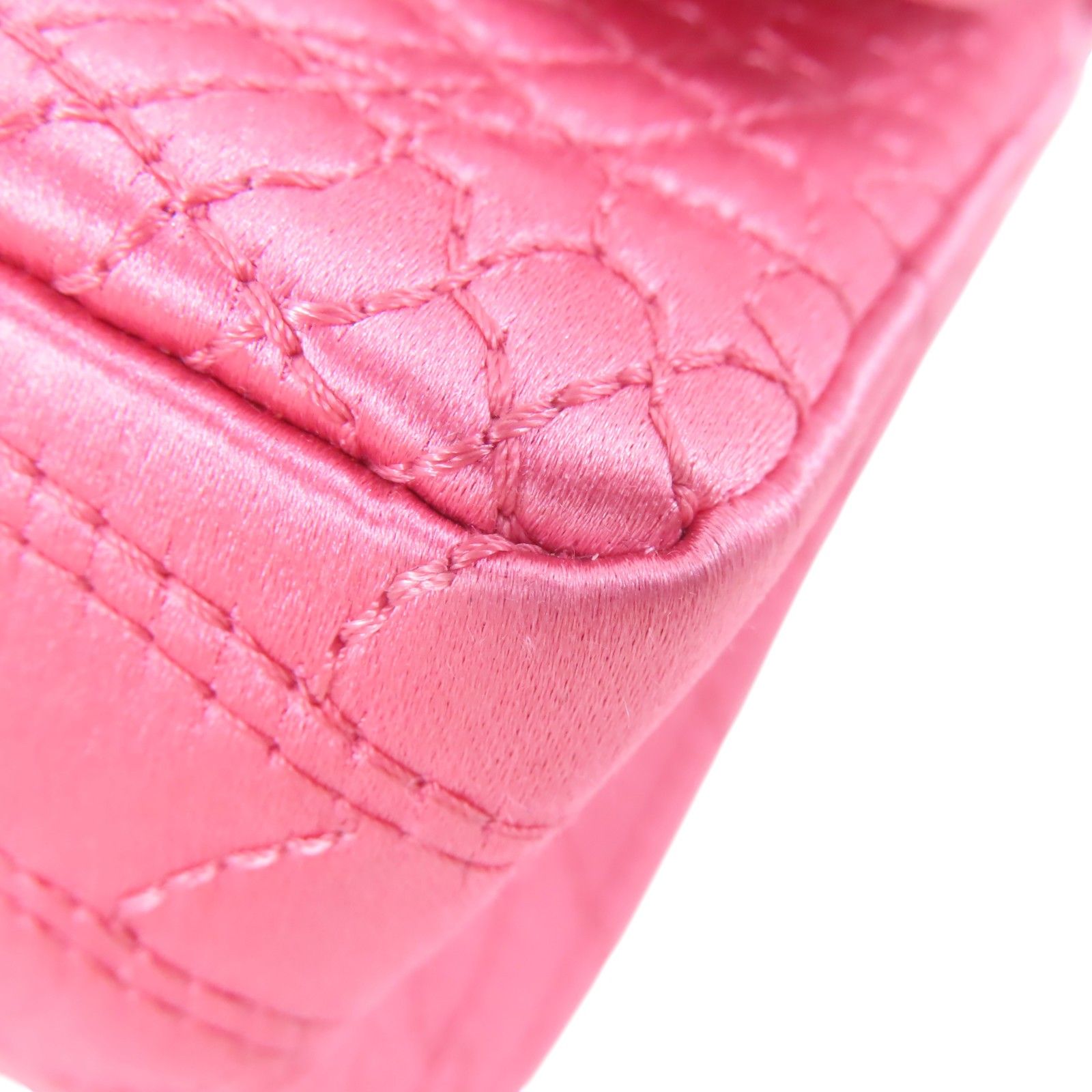 Chanel Classic Double Flap 20 Shoulder Baga Satin Pink