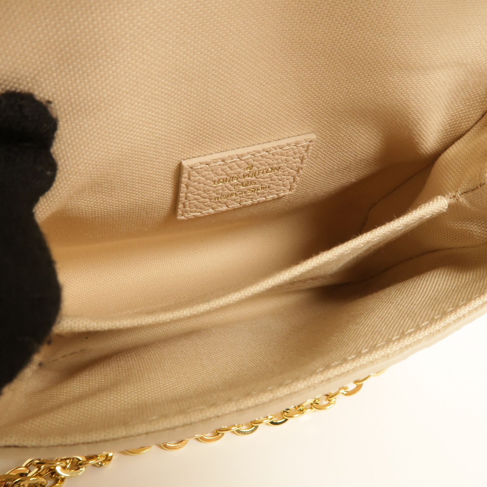 Louis Vuitton Empreinte Micro Metis Hand-turned Shoulder Bag Beige 2way Shoulder Bag M 81390