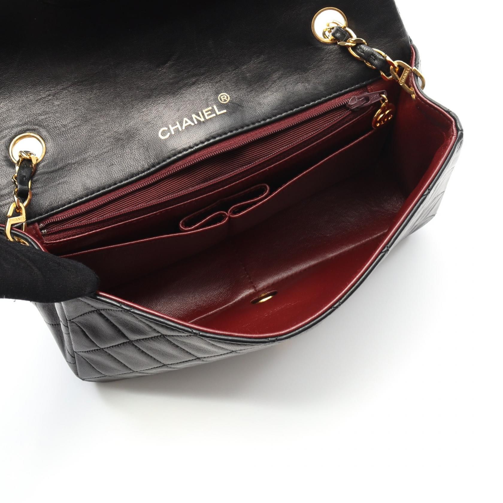 Chanel Black Matelasse Full Flap Shoulder Bag Lambskin (sheep Leather)