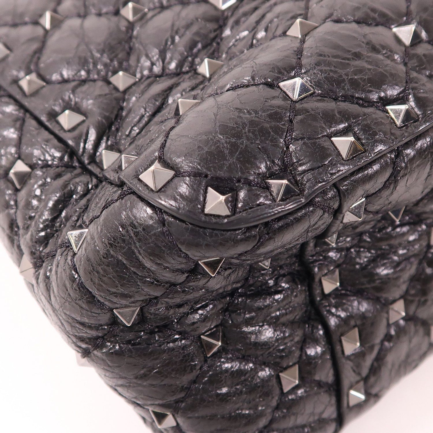 Valentino Cowhide Leather 2Way Shoulder Bag Hand-handed Shoulder Bag 2way Shoulder Bag Black Calfskin (cowhide)
