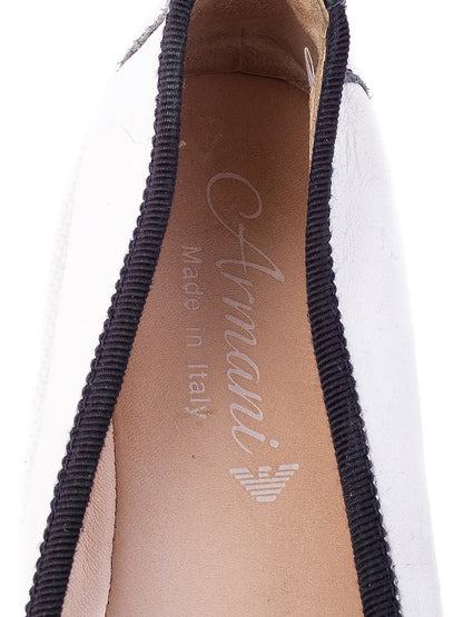 Excellent Armani Junior White Leather Ballerina Flats Size 33