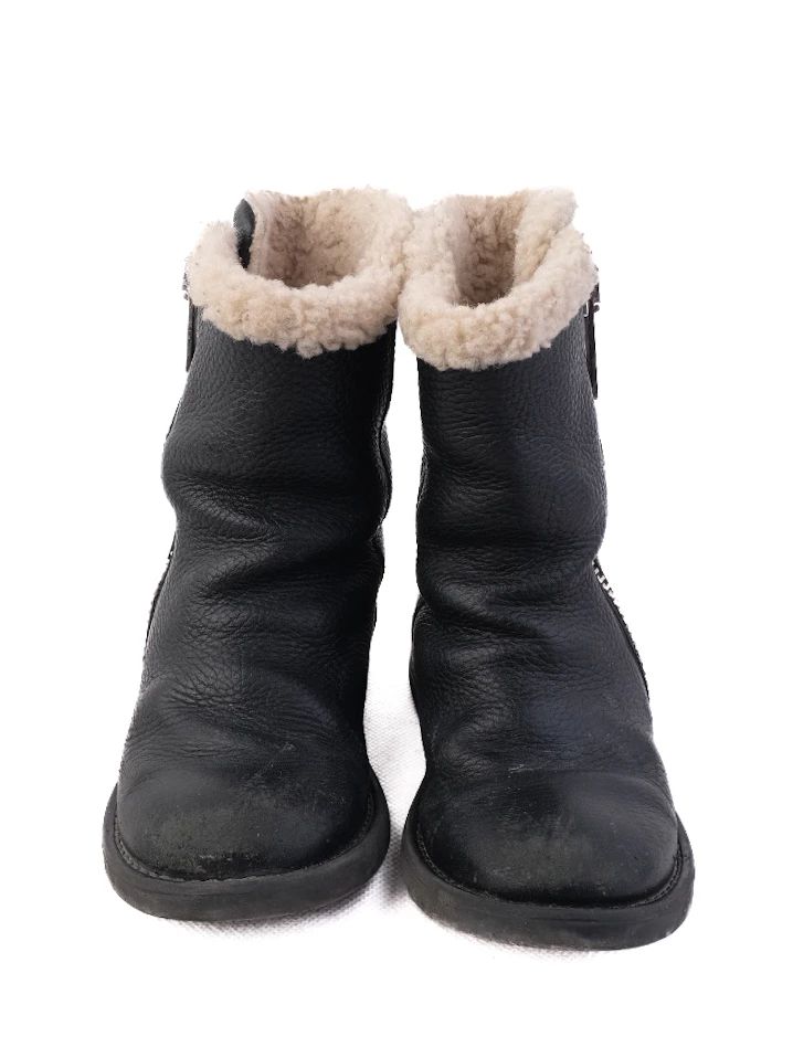Excellent Gucci Black Leather Kids Boots Size 33 with Shearling Lining