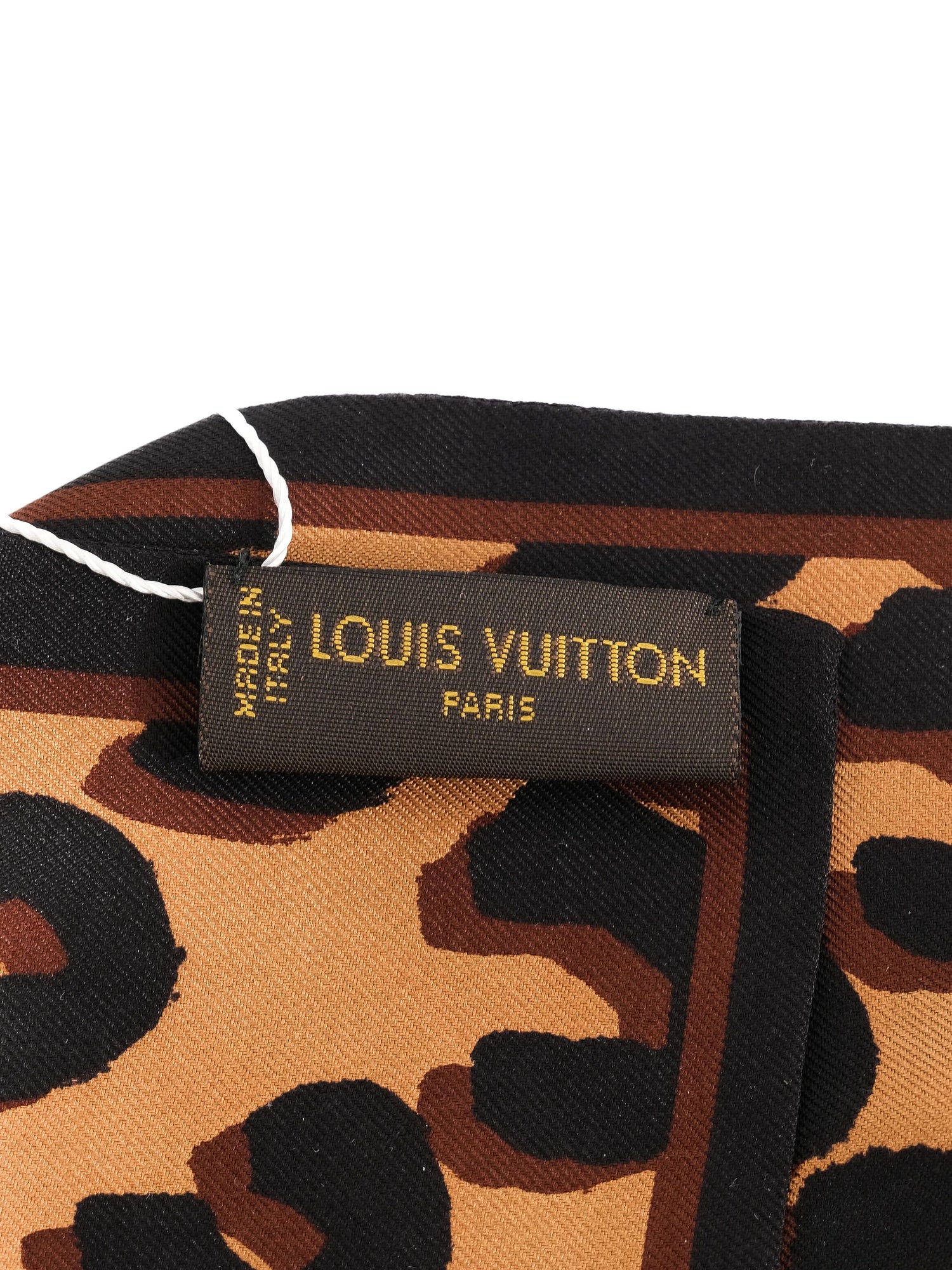 Excellent Louis Vuitton Leopard-Print Silk Scarf Combined Colors