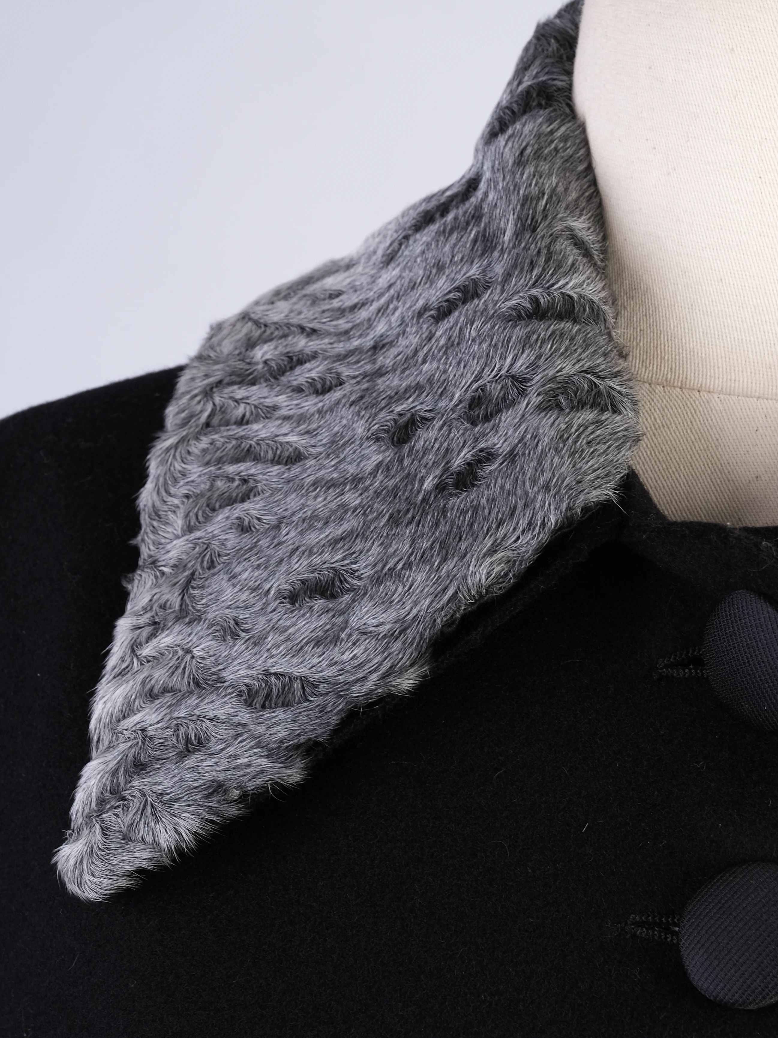 Excellent Dolce Gabbana Black Wool Coat with Textured Collar Size S