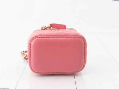 Chanel Matelasse Lamb Vanity/ Chain Pouch Pink