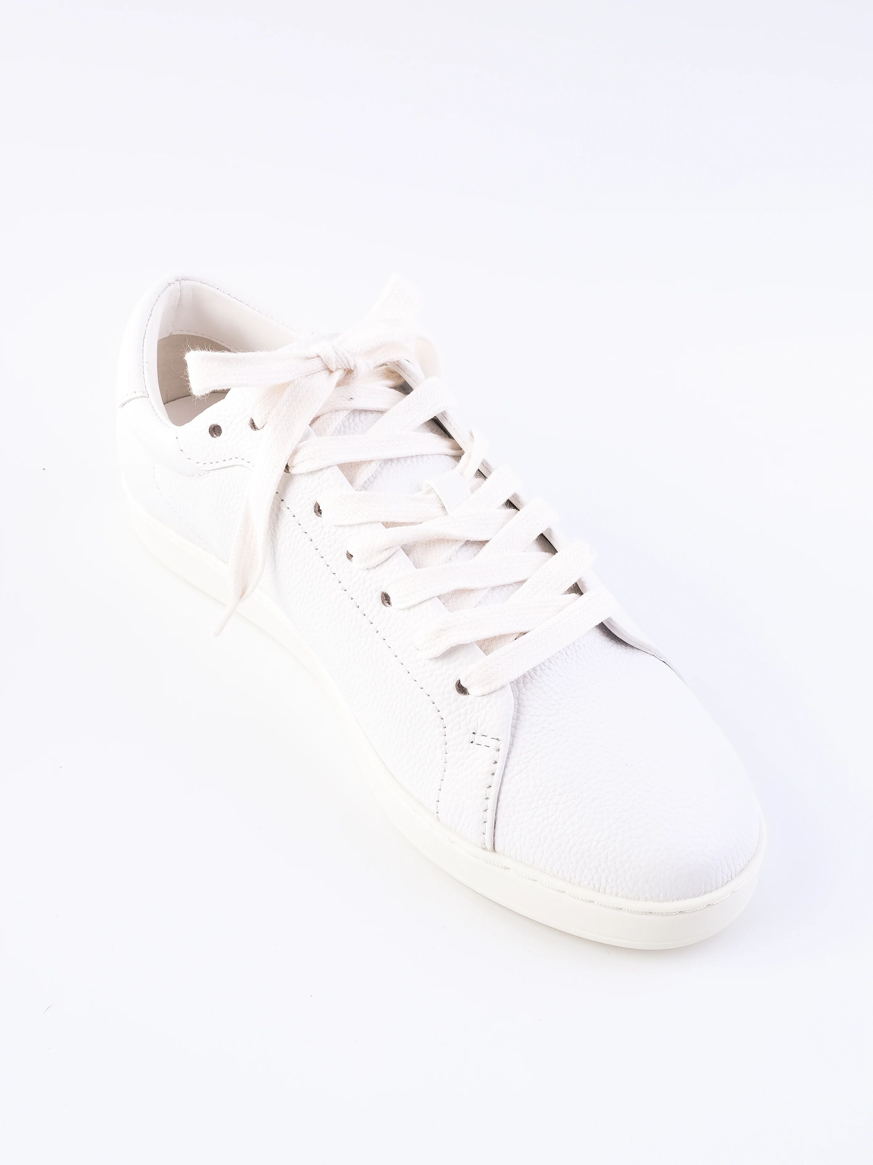 NEW Jimmy Choo White Leather Sneakers Size 38.5 Women