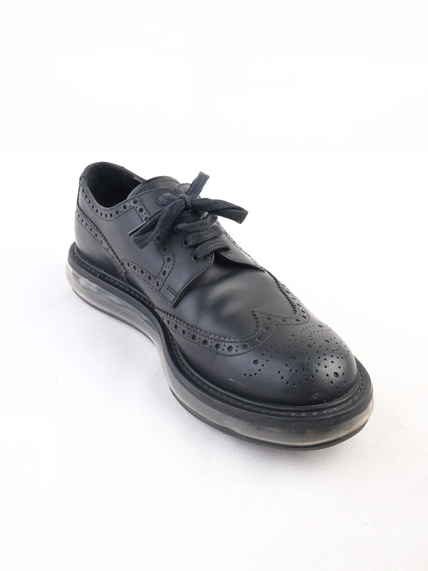 Excellent Prada Black Leather Brogue Shoes Size 40.5 with Air Cushion