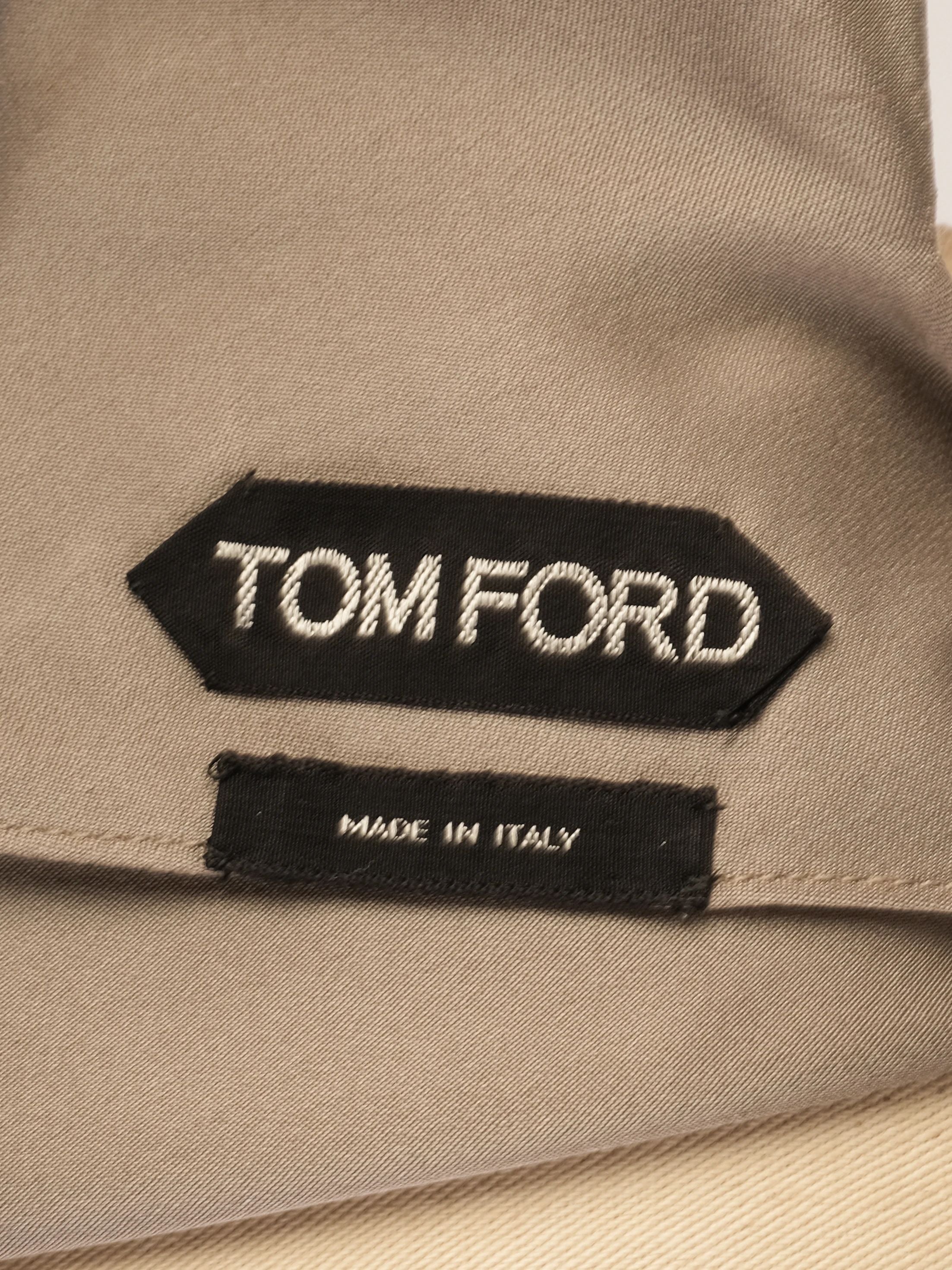 Excellent Tom Ford Gray Silk Top Size L with Open Back Detail