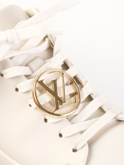 Excellent Louis Vuitton White Leather Sneakers Size 35 with Logo