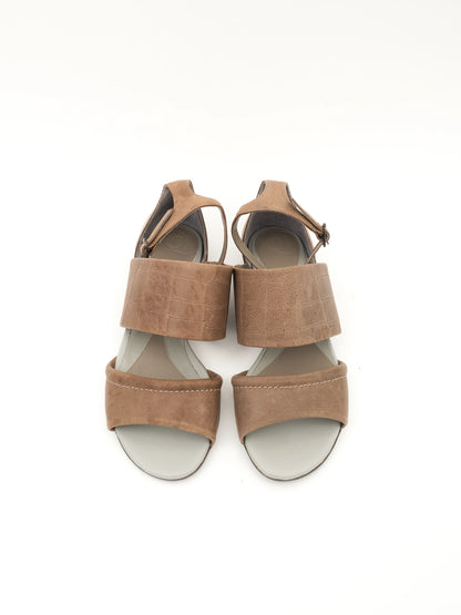 Excellent Alexander McQueen Orange Leather Sandals Size 36