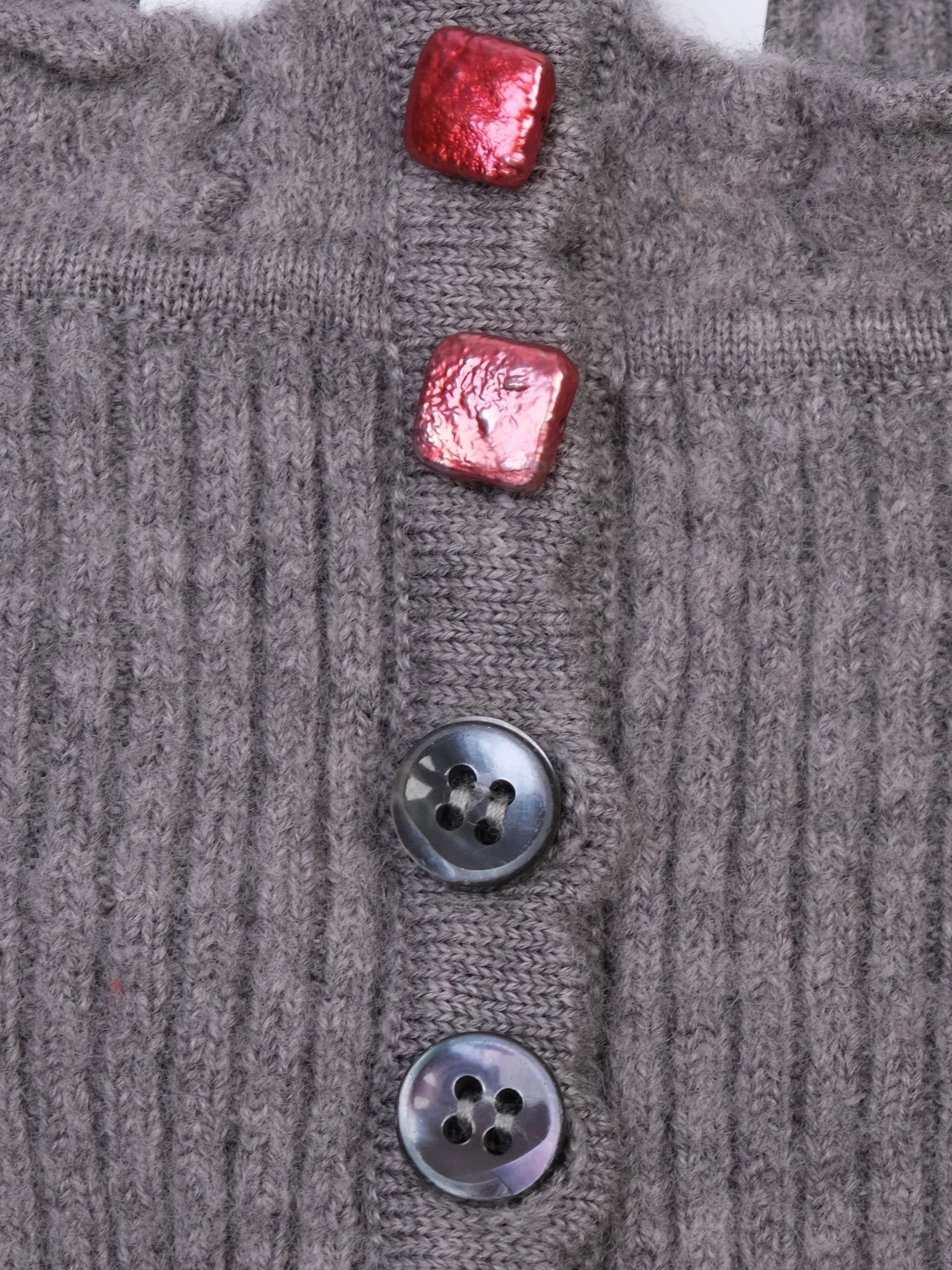 Excellent Hugo Boss Gray Wool Cropped Cardigan Size S