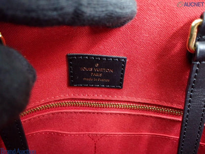 Louis Vuitton OnTheGo MM, Monogram Giant