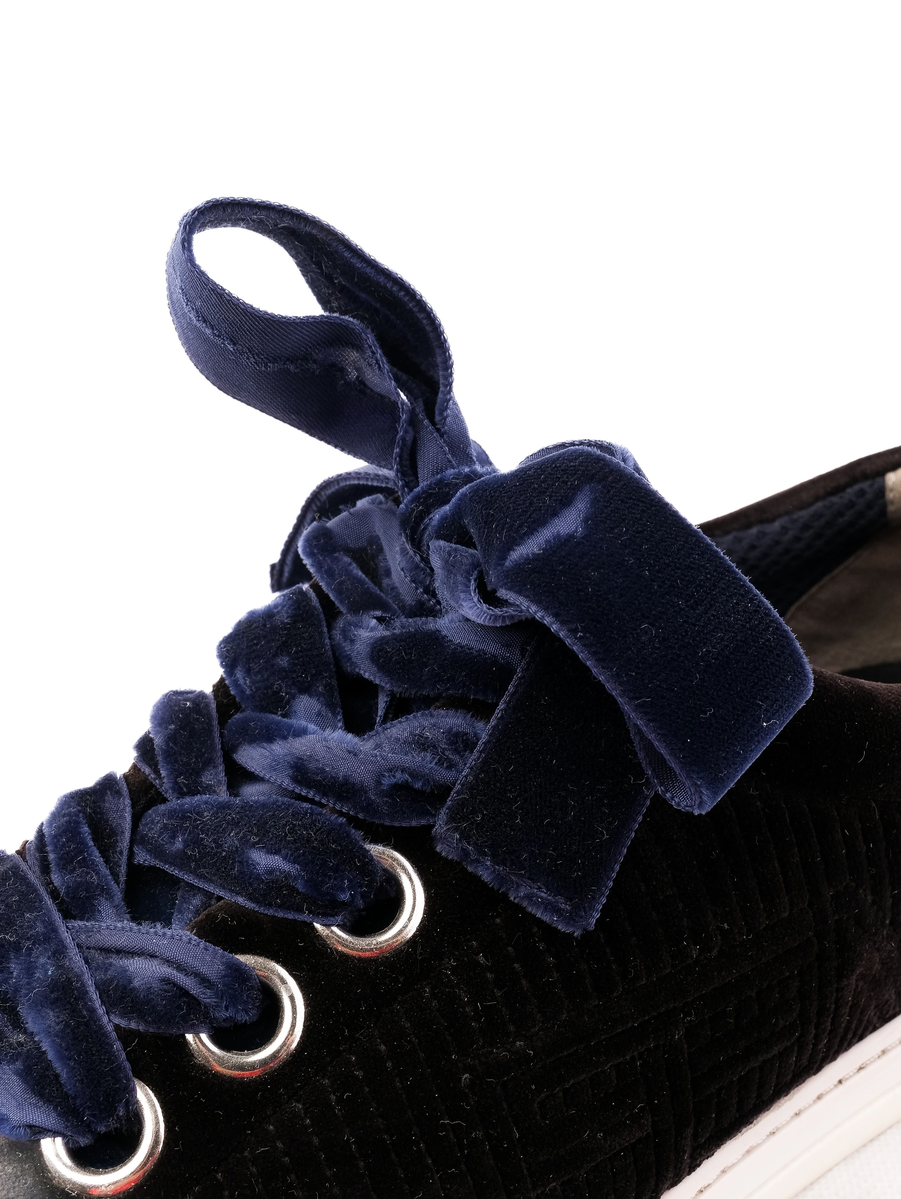 Excellent Fendi Black Fabric Sneakers Size 37 with Blue Accents