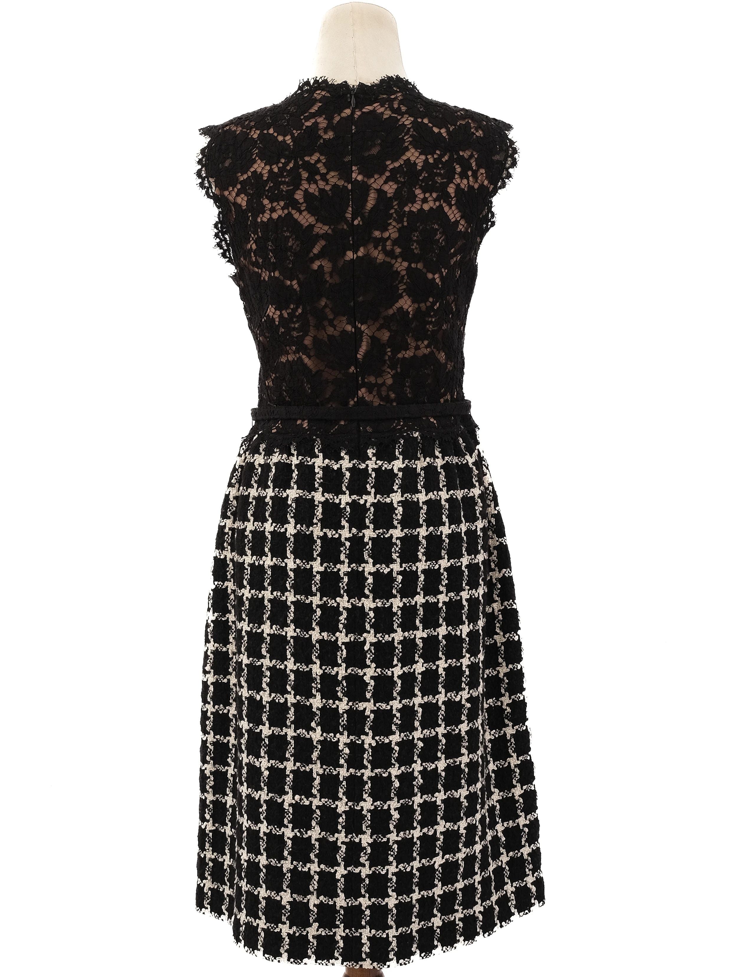 Excellent Valentino Black Sleeveless Dress XL Viscose Lace Details