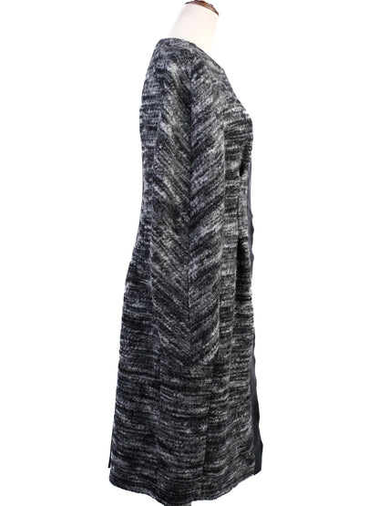 Excellent Sportmax Gray Wool Coat Size M with Textured Pattern
