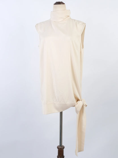 NEW Brunello Cucinelli Pink Cashmere Turtleneck Size M with Knot Detail