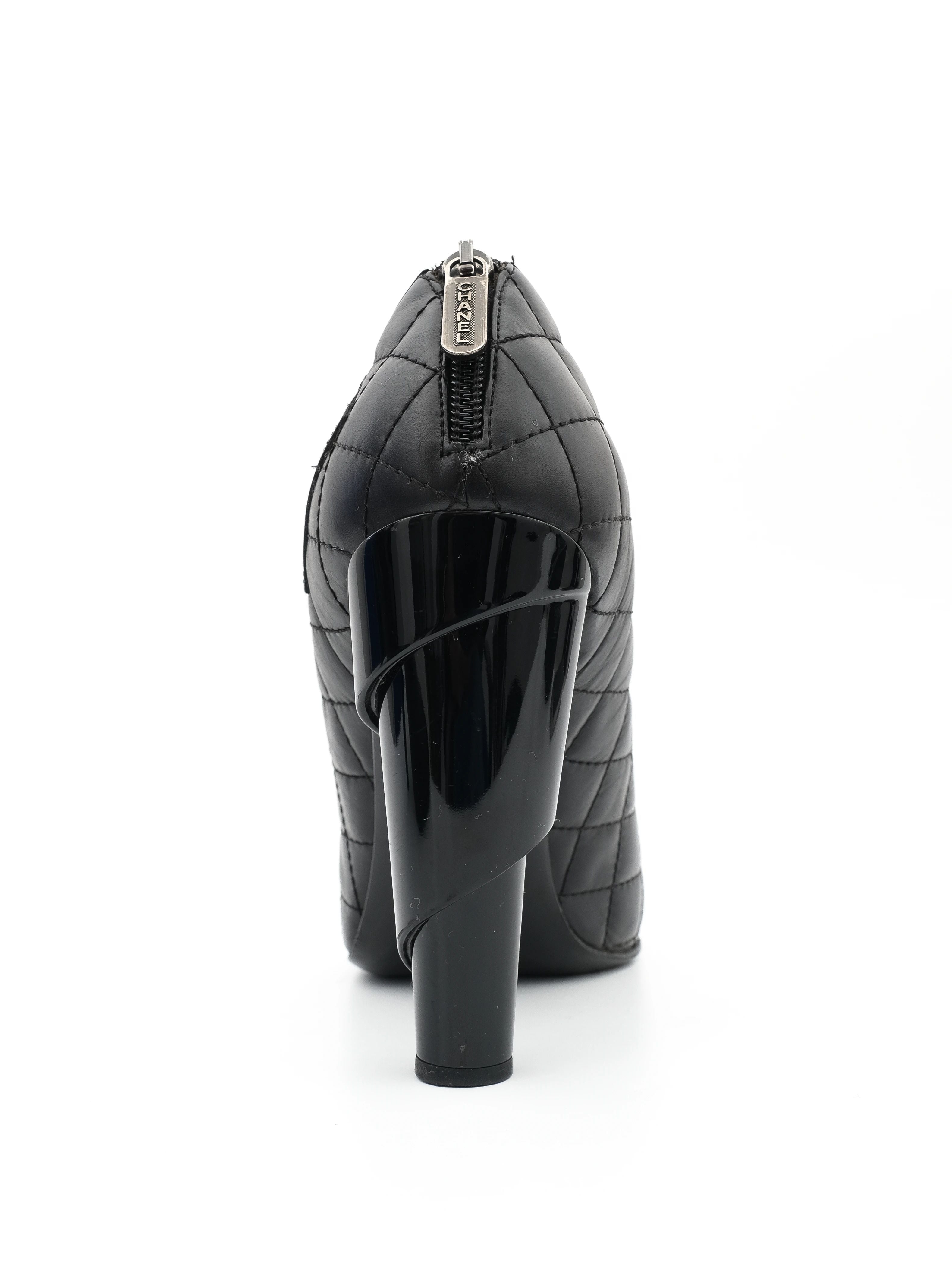 Excellent Chanel Black Leather High-Heeled Shoes Size 41