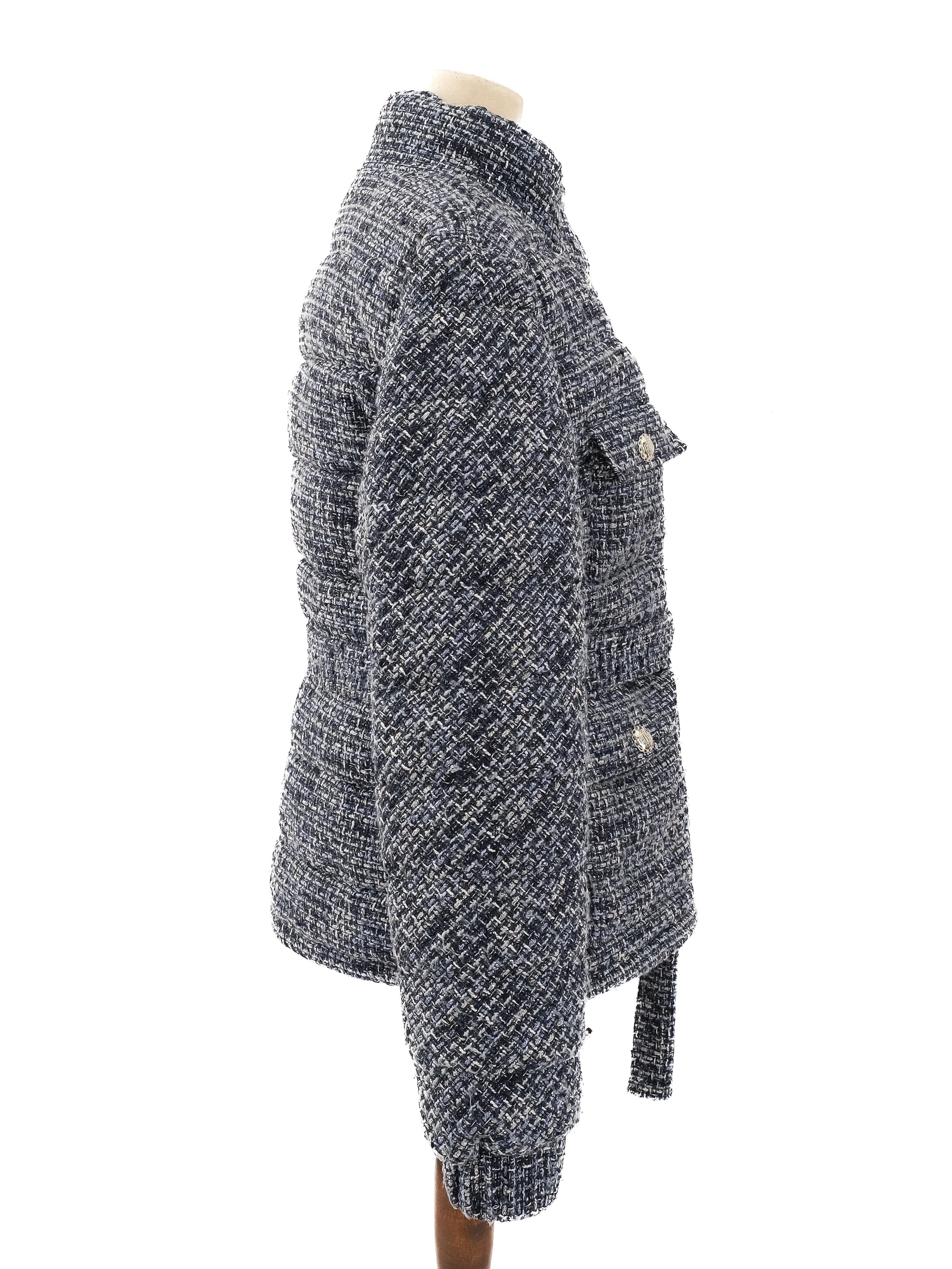 Perfect Maje Tweed Jacket Navy and White Size M Women