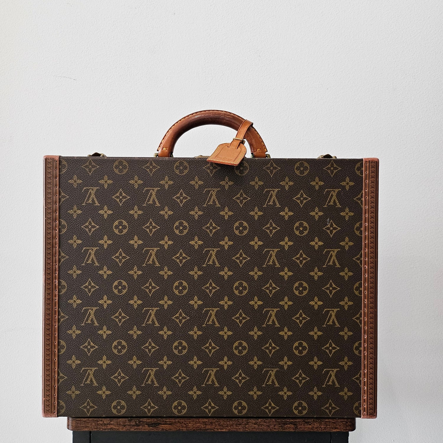 Louis Vuitton Cotteville 45 Monogram