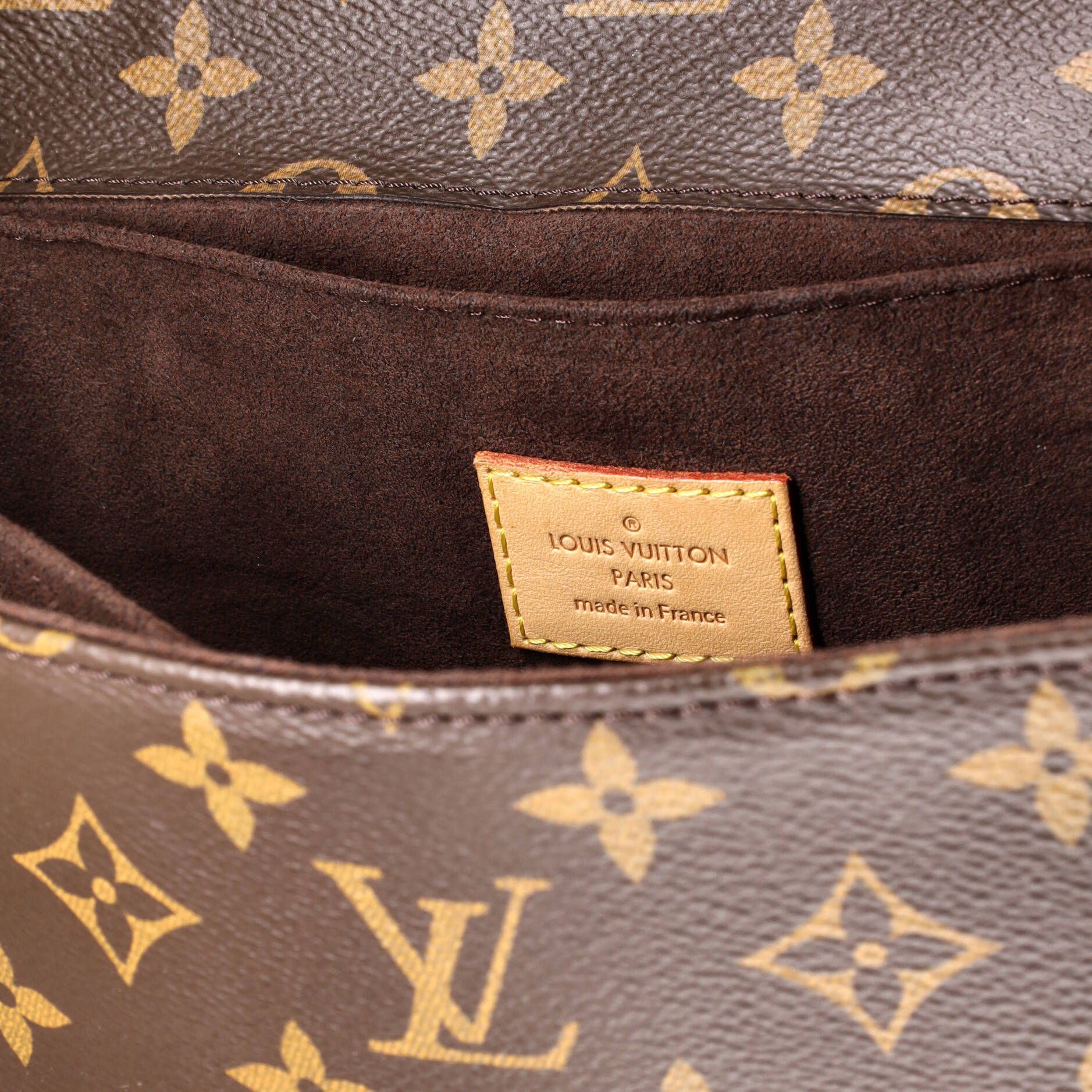 Louis Vuitton Pochette Metis, Monogram