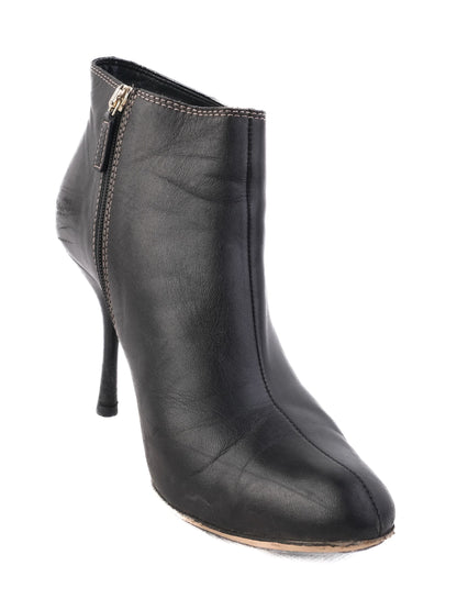 Excellent Gucci Black Leather Ankle Boots Size 37.5 with High Heels