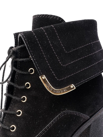 Excellent Louis Vuitton Black Leather Heeled Ankle Boots Size 36