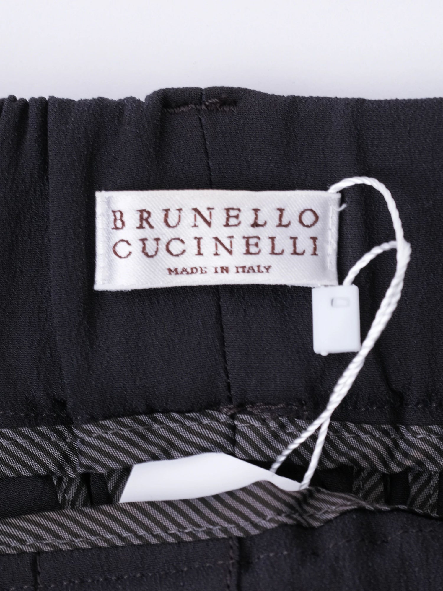 Excellent Brunello Cucinelli Gray Silk Pants Size S Made in Italy