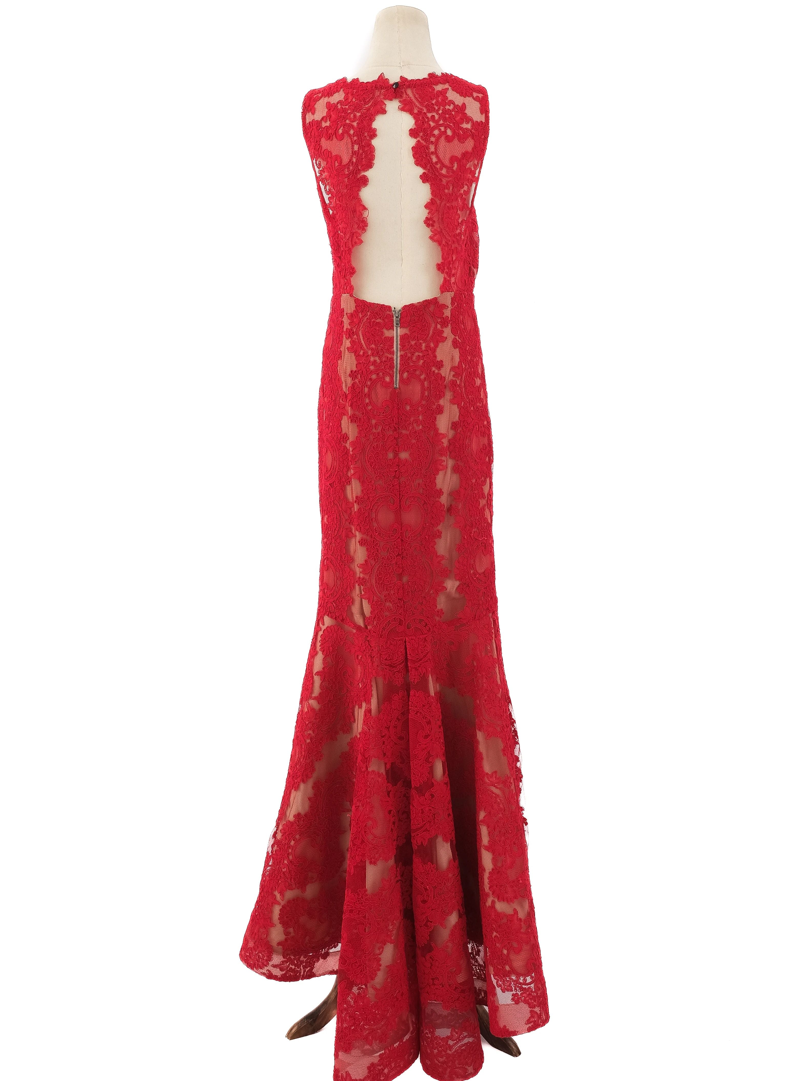 Excellent Alice+Olivia Red Lace Evening Gown Size L