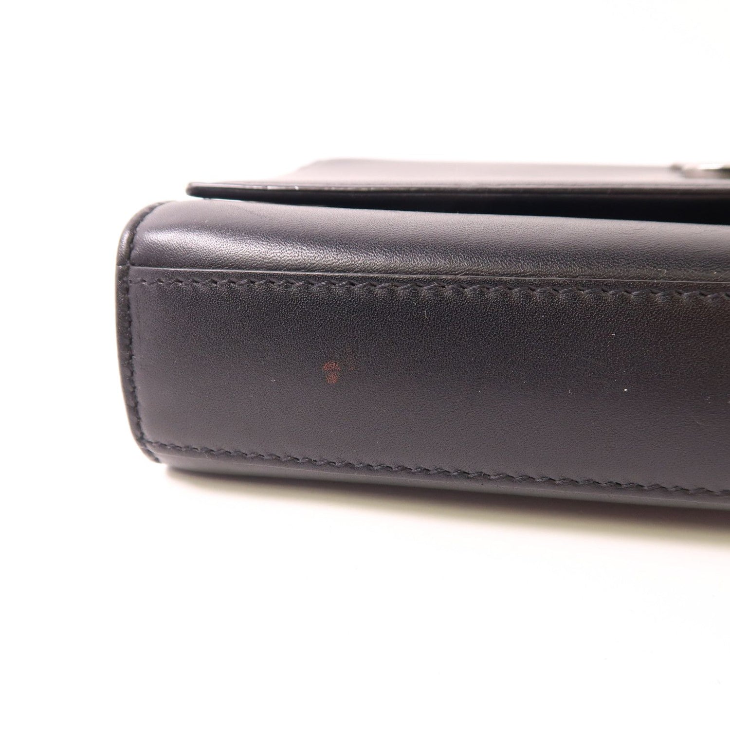 Saint Laurent Cowhide Leather Shoulder Bag Black Calfskin (cowhide) 470428