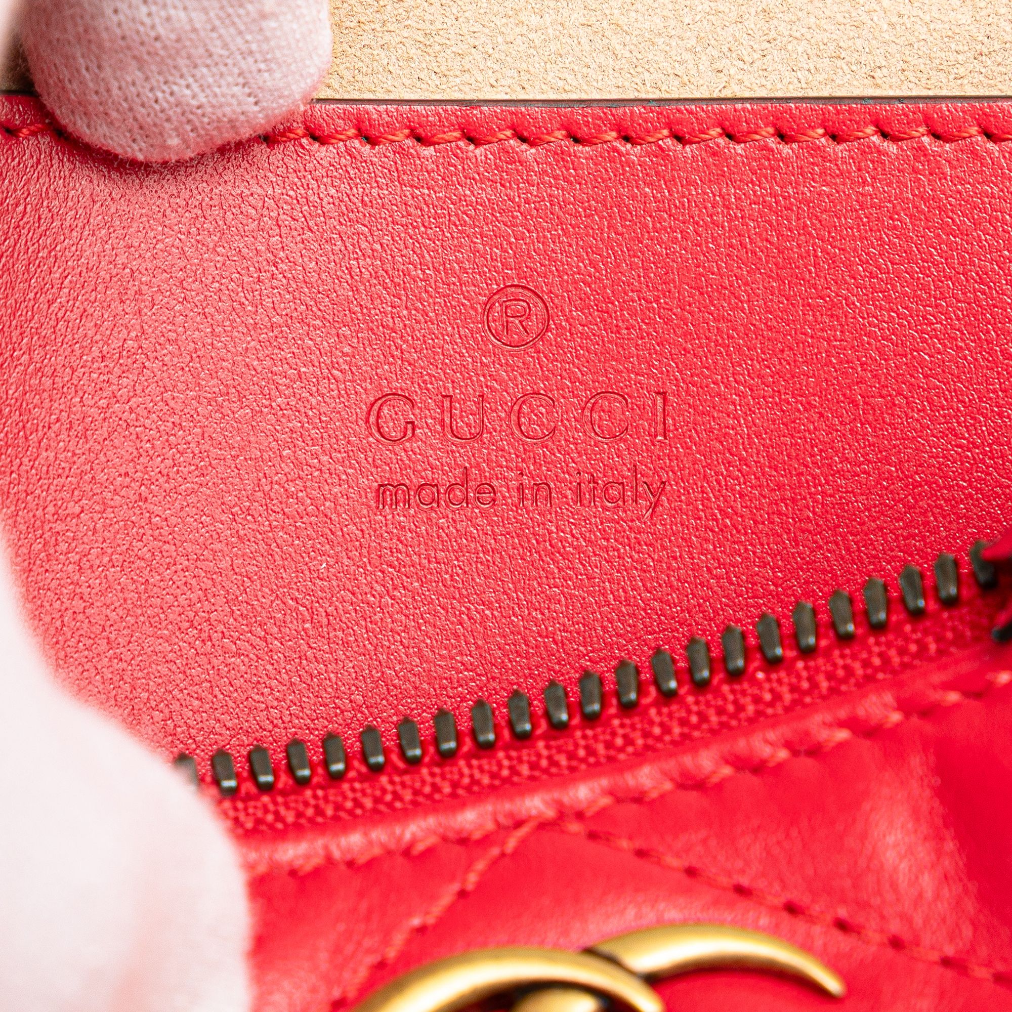 Gucci GG Marmont Matelasse Leather Shoulder Bag Red