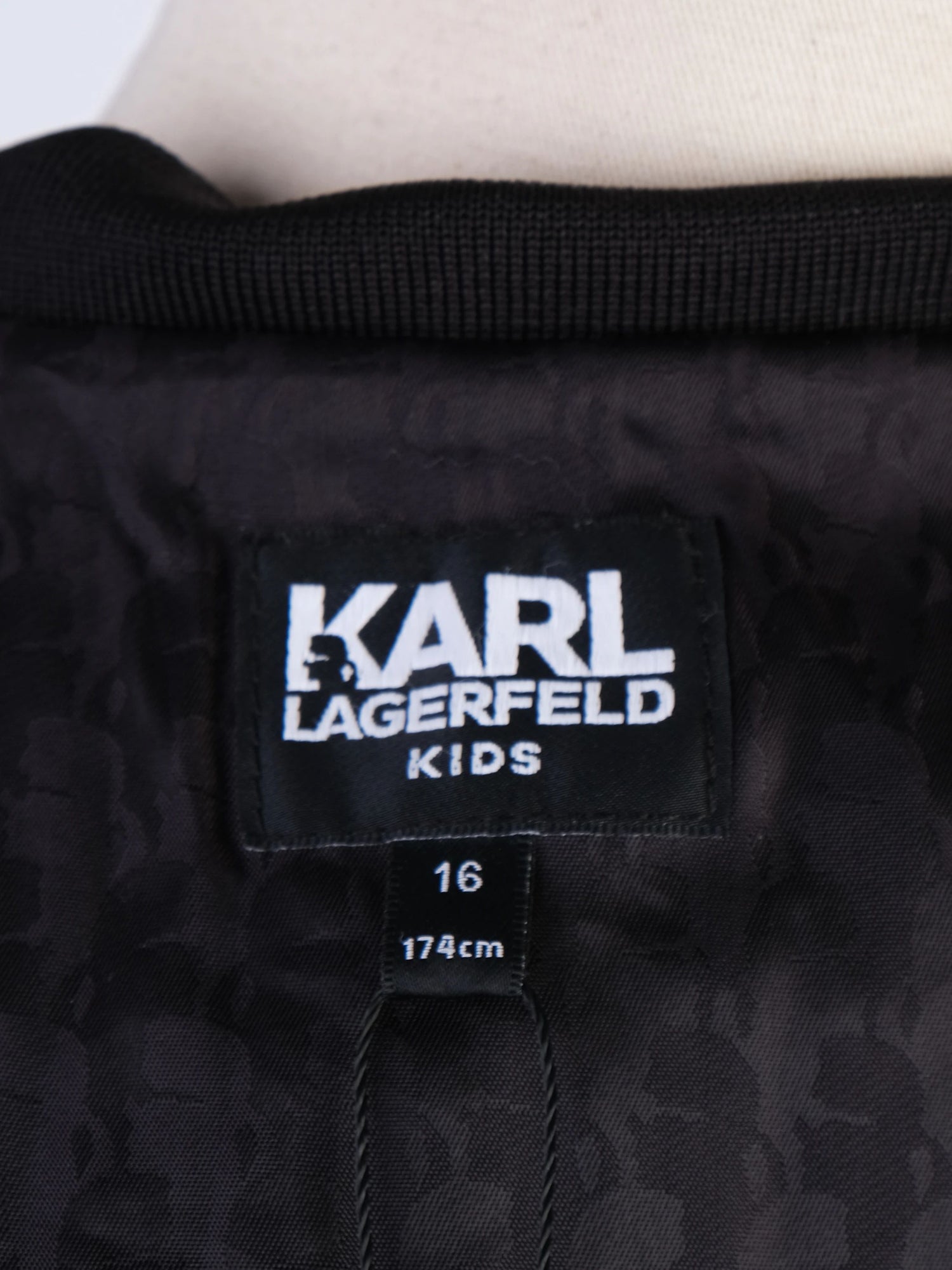 Excellent Karl Lagerfeld Black Jacket Size 15 Polyester Women&