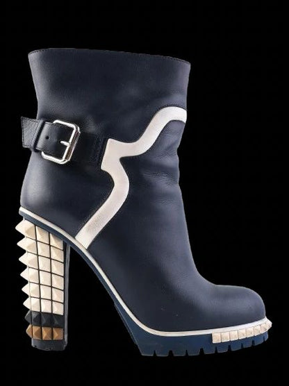 Excellent Fendi Blue Leather Ankle Boots Size 38 with Unique Design