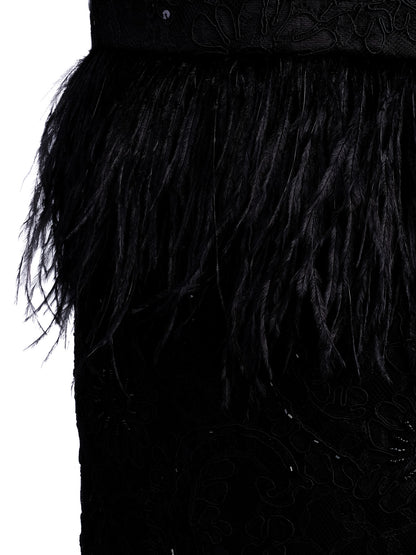 Excellent Alice+Olivia Black Silk Dress with Lace and Feathers