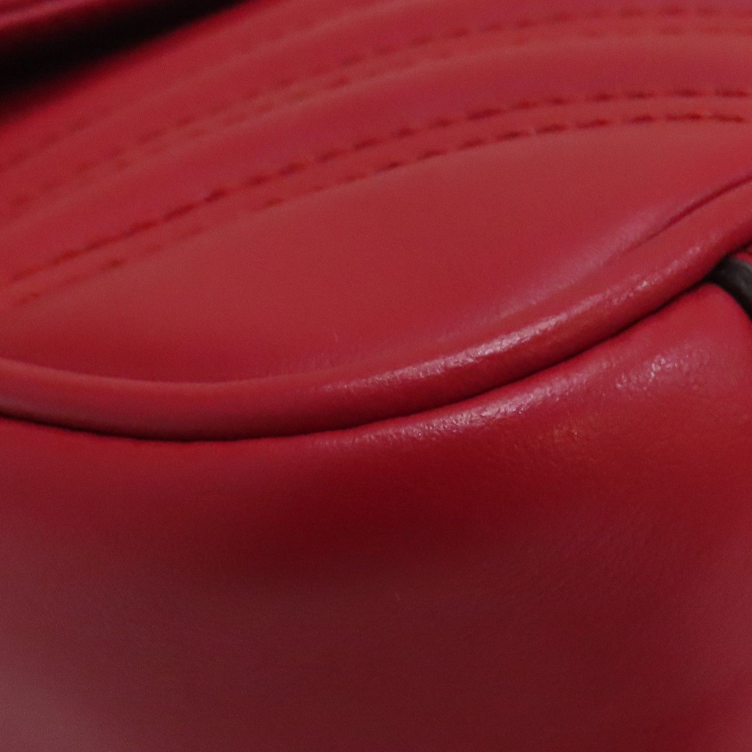 Gucci Small Gg Marmont Shoulder Bag Red Matelasse Chevron Leather 443497