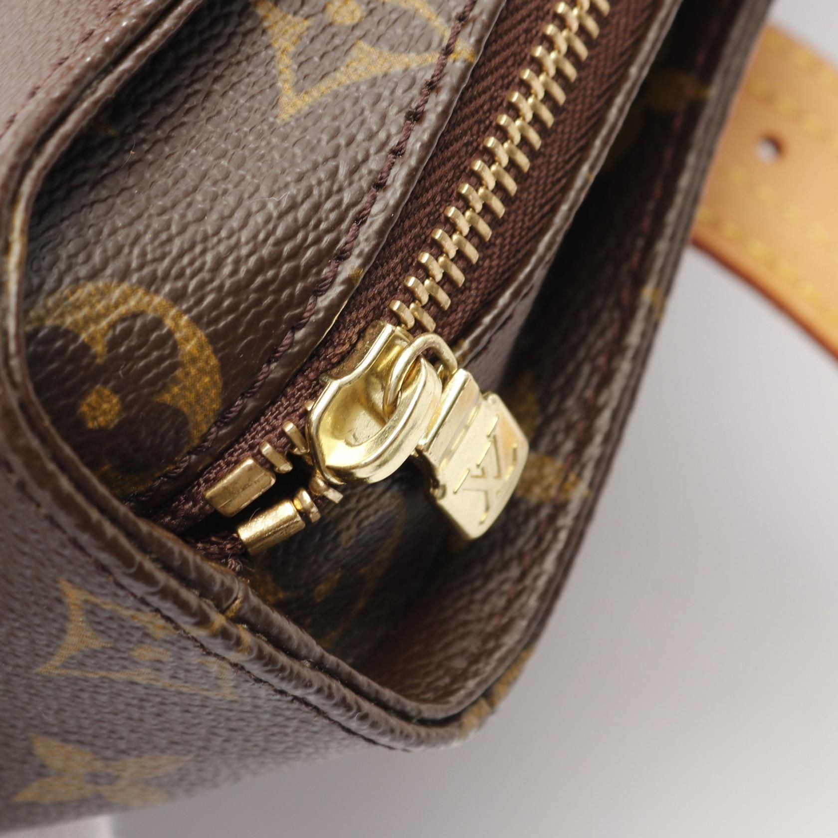 Louis Vuitton Multipli Cite, Monogram