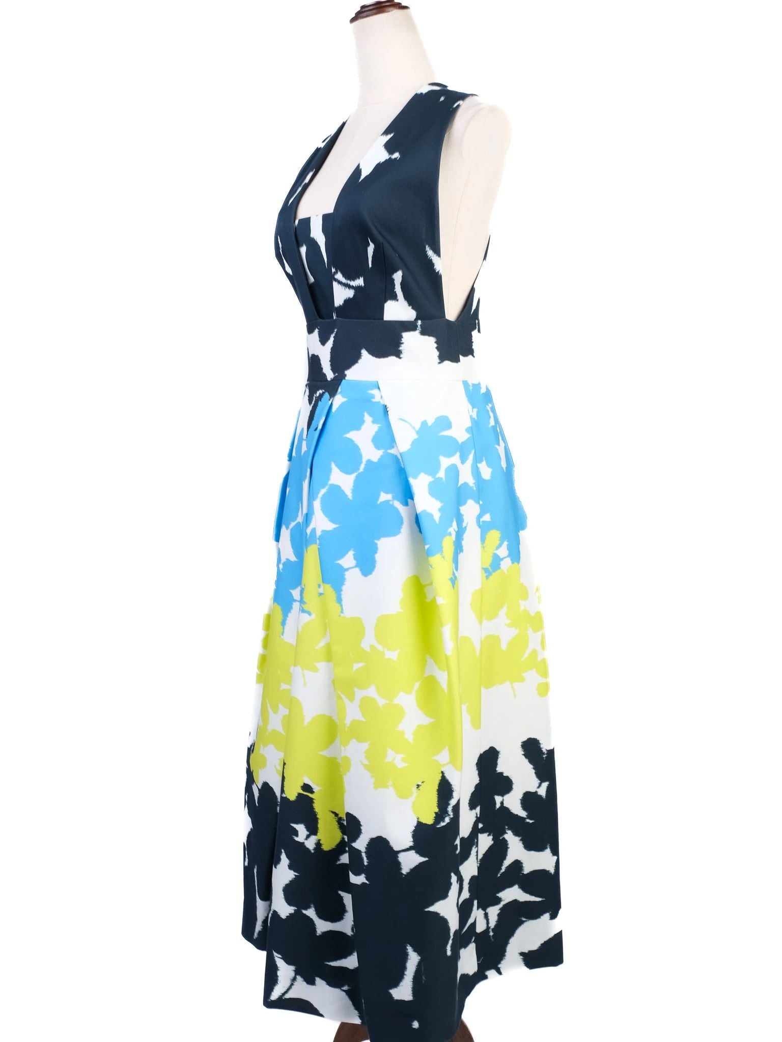 Excellent Milly Sleeveless Floral Dress Deep V Neckline Size N/A