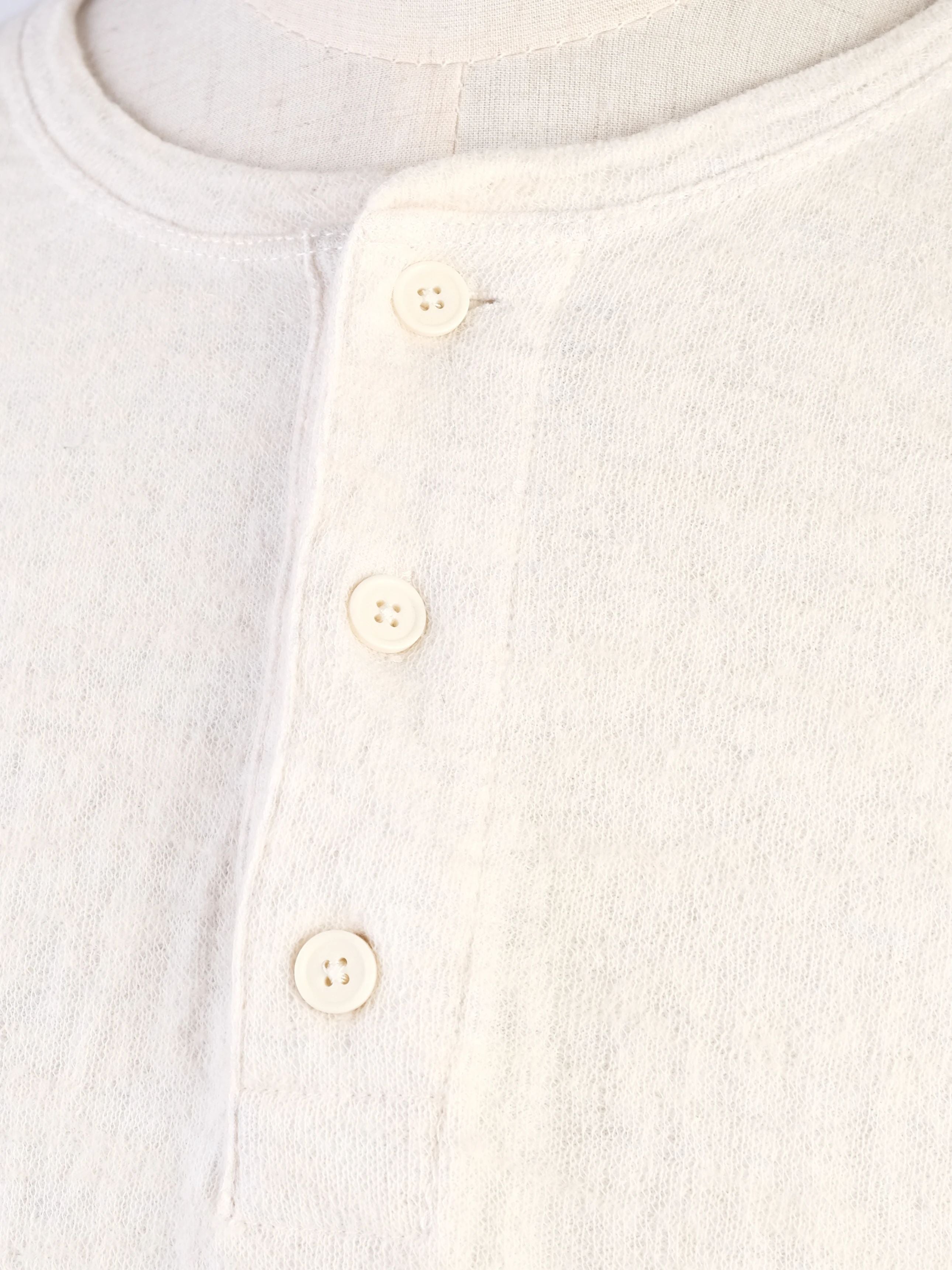 Excellent Vince White Wool Long Sleeve Henley Shirt Size XL