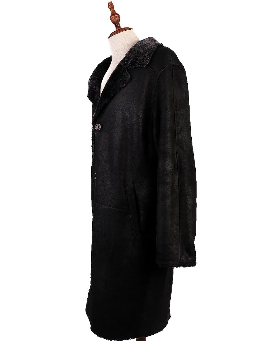 Average Mario Botticelli Black Coat with Textured Fur-Like Collar