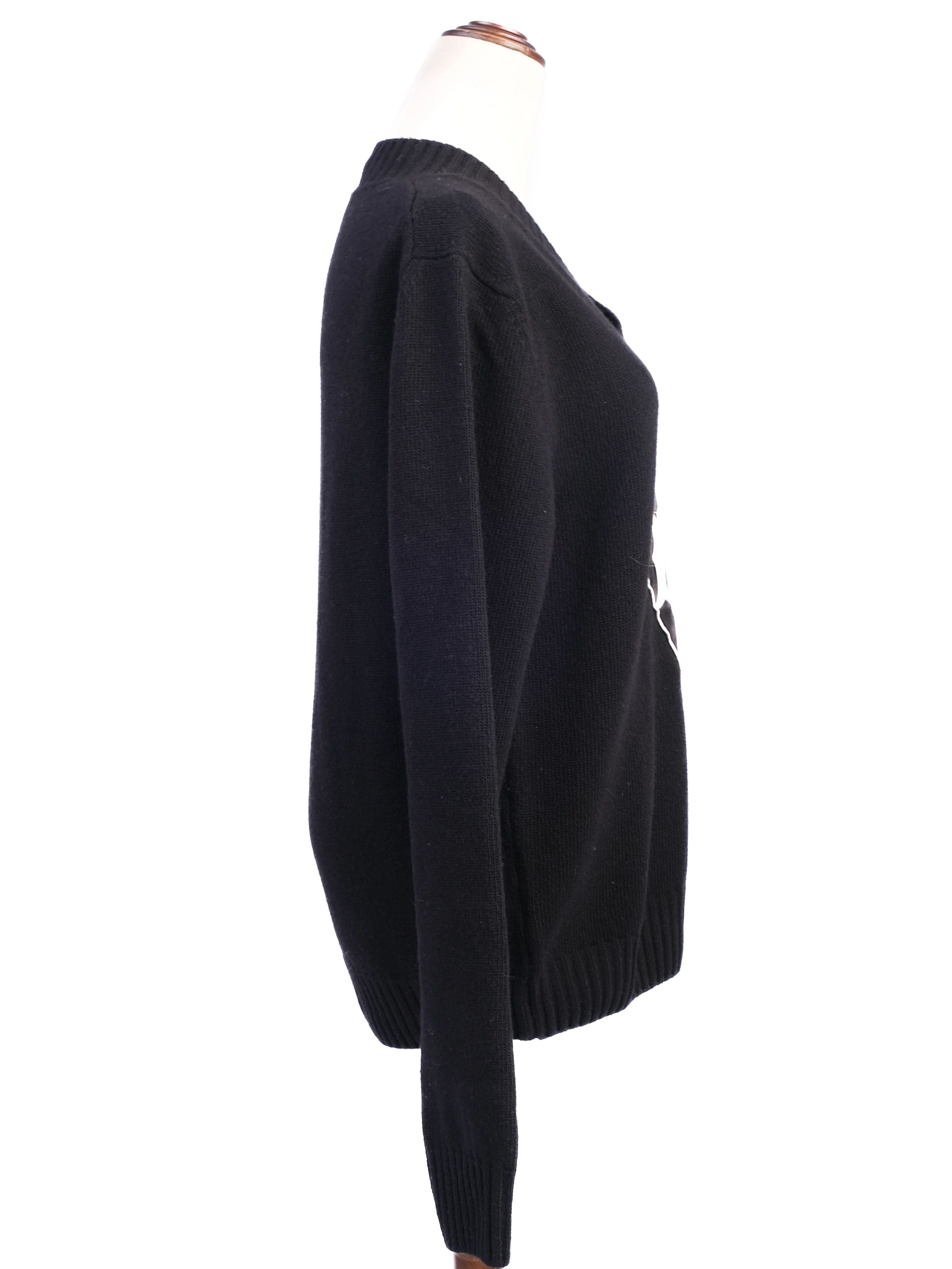 Excellent Dolce Gabbana Black Wool V-Neck Sweater with Logo