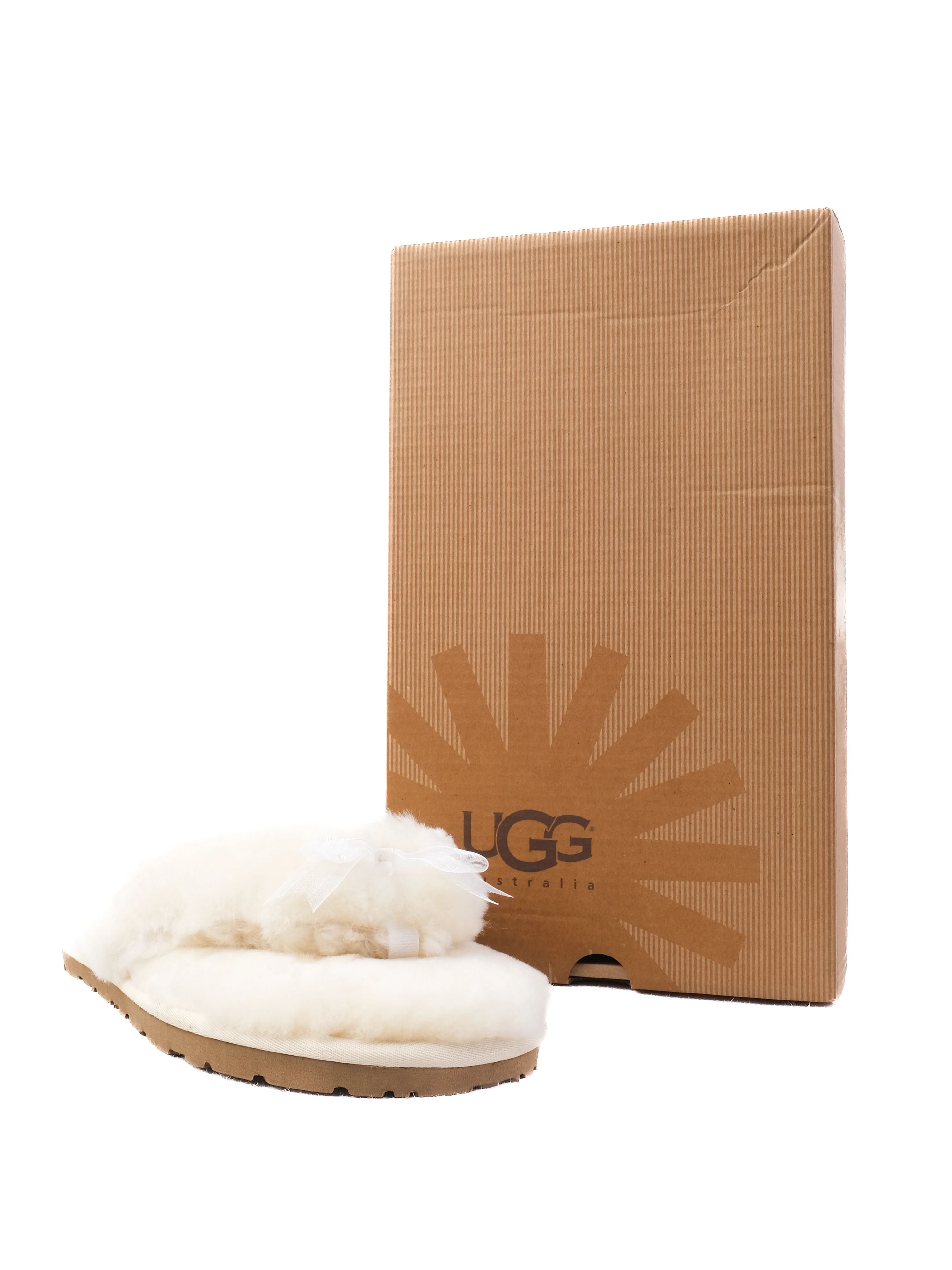NEW Ugg White Faux Fur Slippers with Decorative Bow for Women