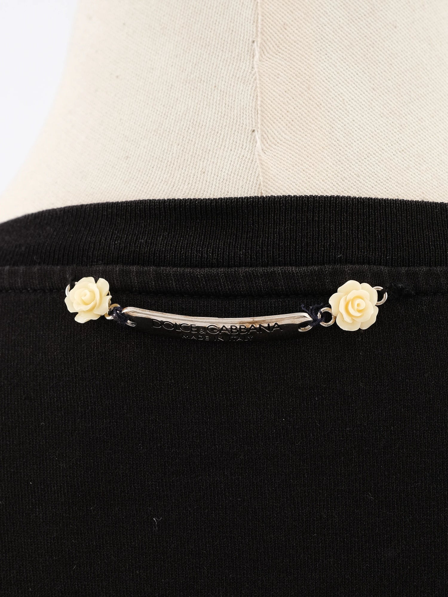 Excellent Dolce Gabbana Black Cotton T-Shirt Size M with Rose Graphics