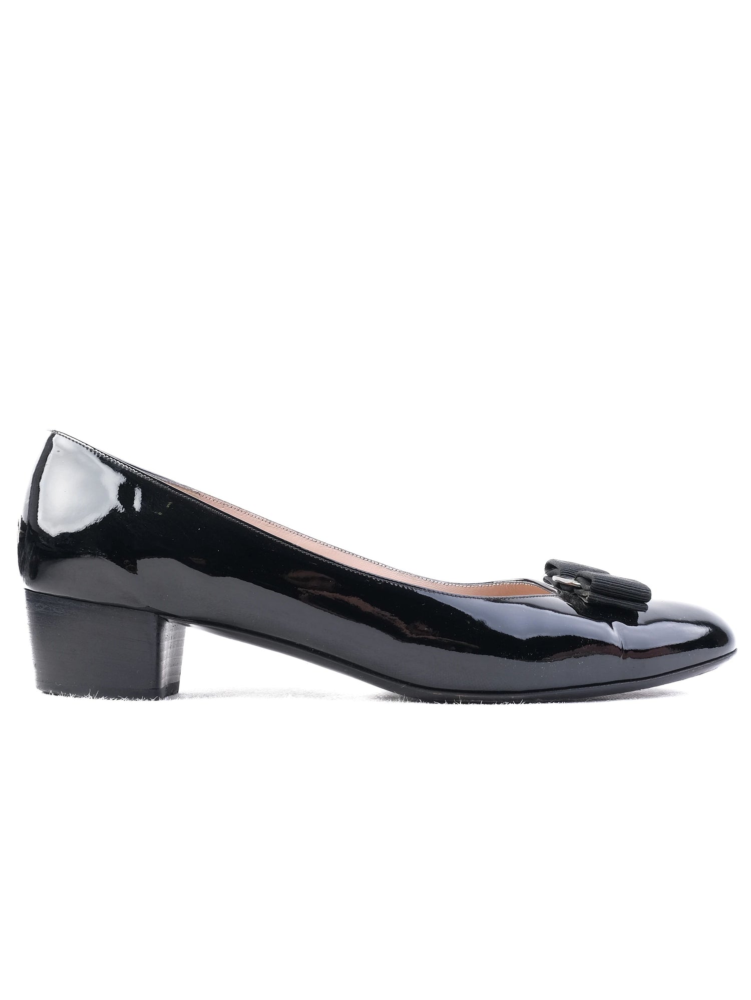 Excellent Salvatore Ferragamo Black Leather Shoes Size 40 with Bow