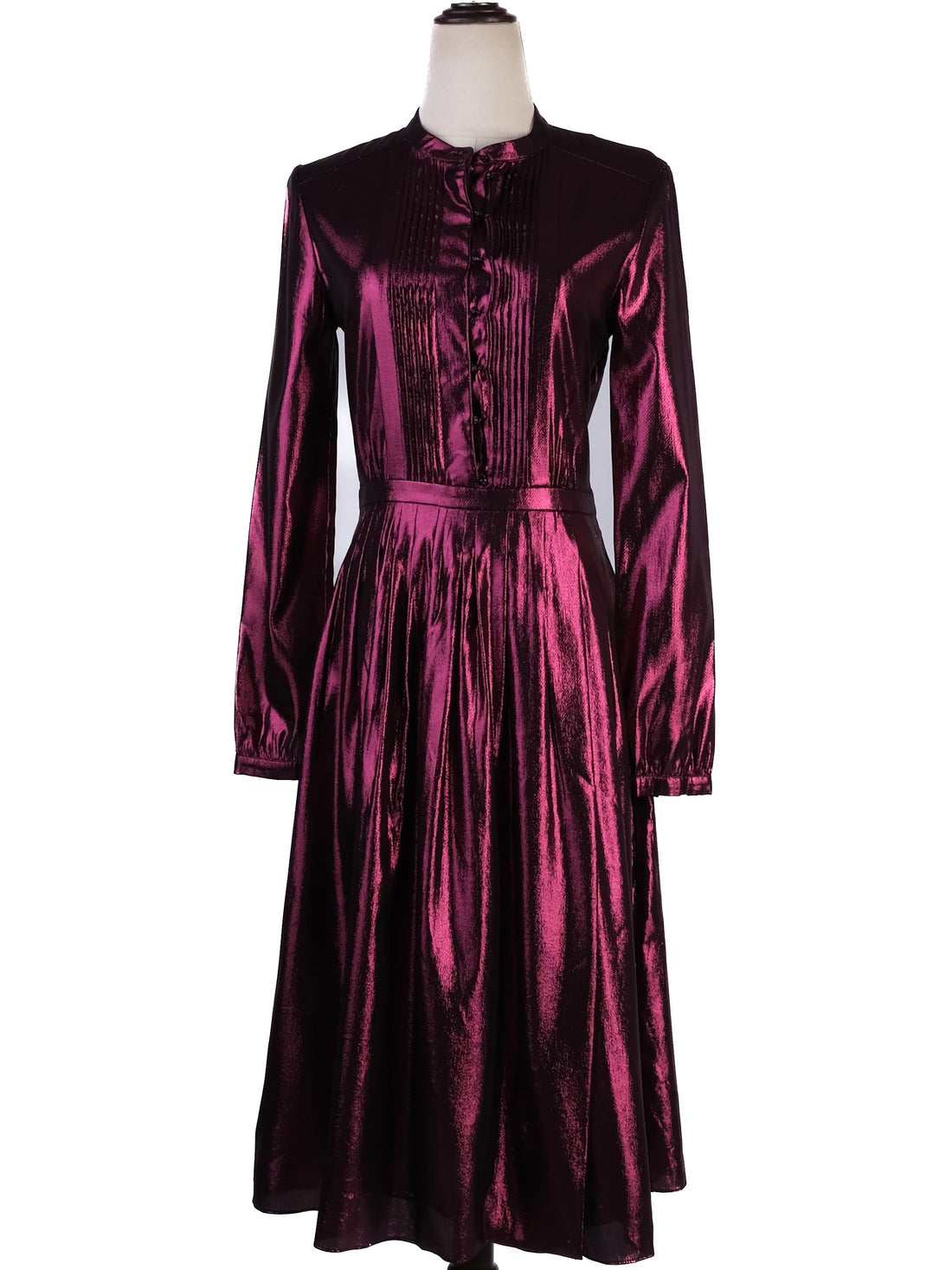 Excellent Burberry Purple Silk Dress Size M with Pleated Front