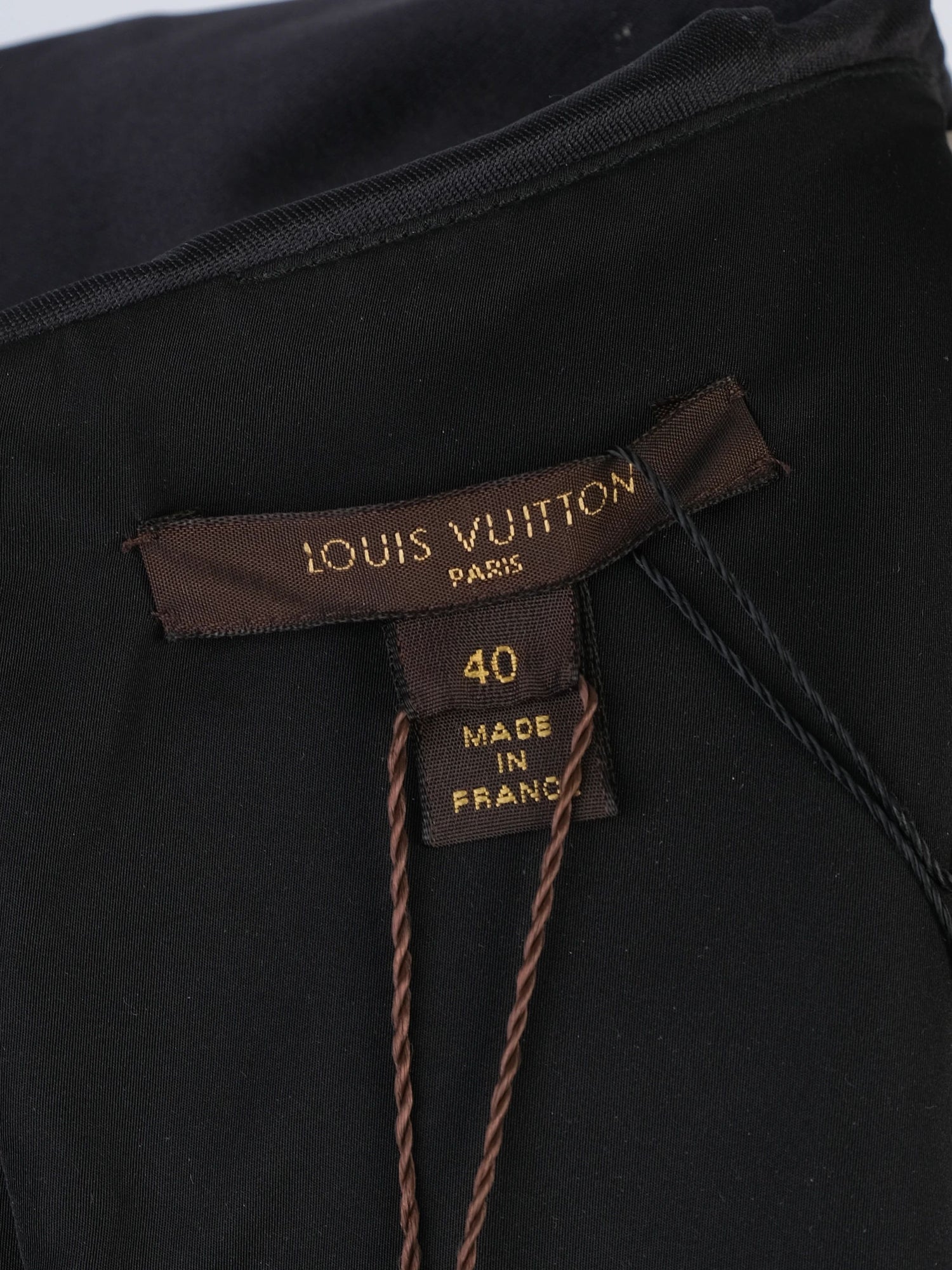 NEW Louis Vuitton Black Silk Dress Size L with Unique Collar Detail
