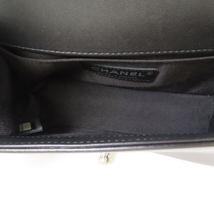 Chanel Black Cowhide Leather Boy 20 Cross Shoulder Bag Calfskin (cowhide) A 67085